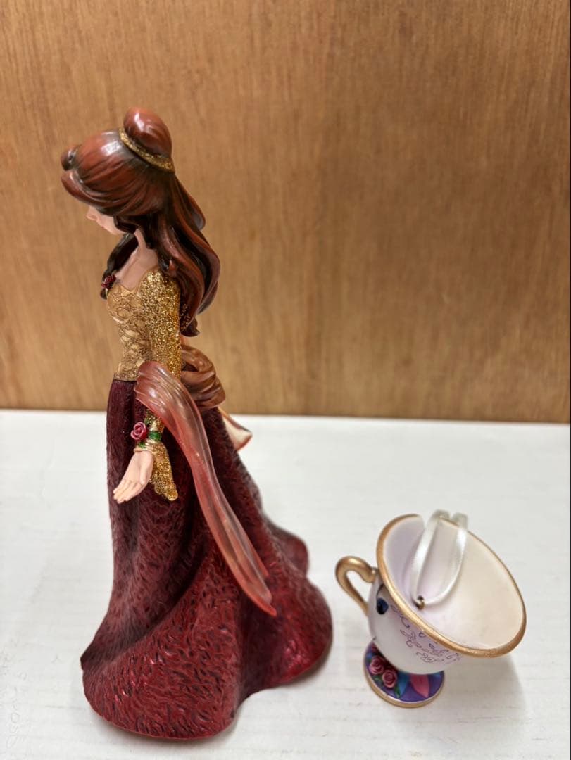 ディズニー エネスコ 美女と野獣 ( ベル )