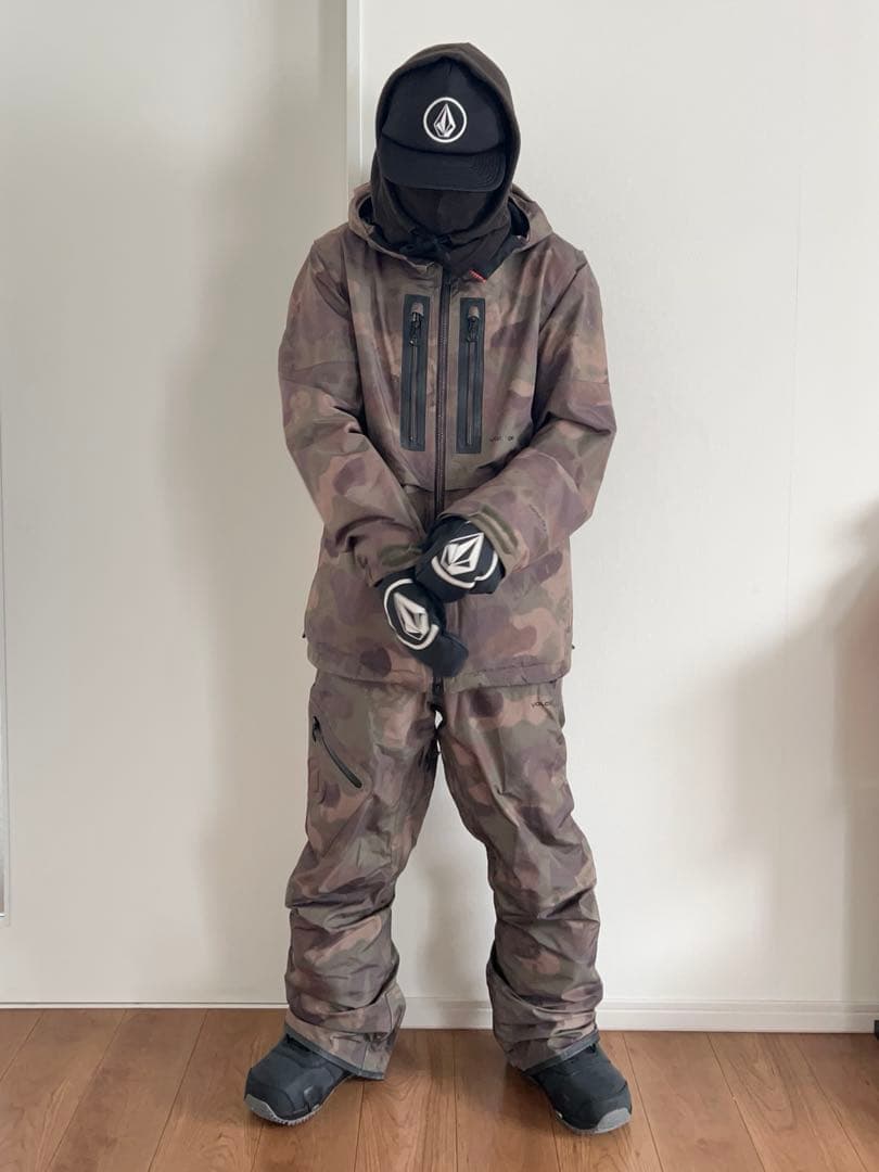 Volcom スノーボード　ウェア　上下　gore-tex Sサイズ　迷彩