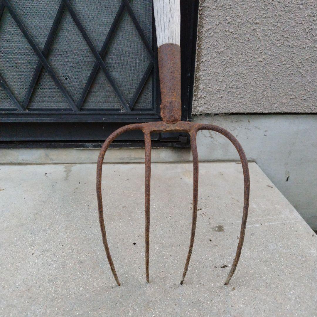 お取り置きのお品です。農作業　レトロな耕具