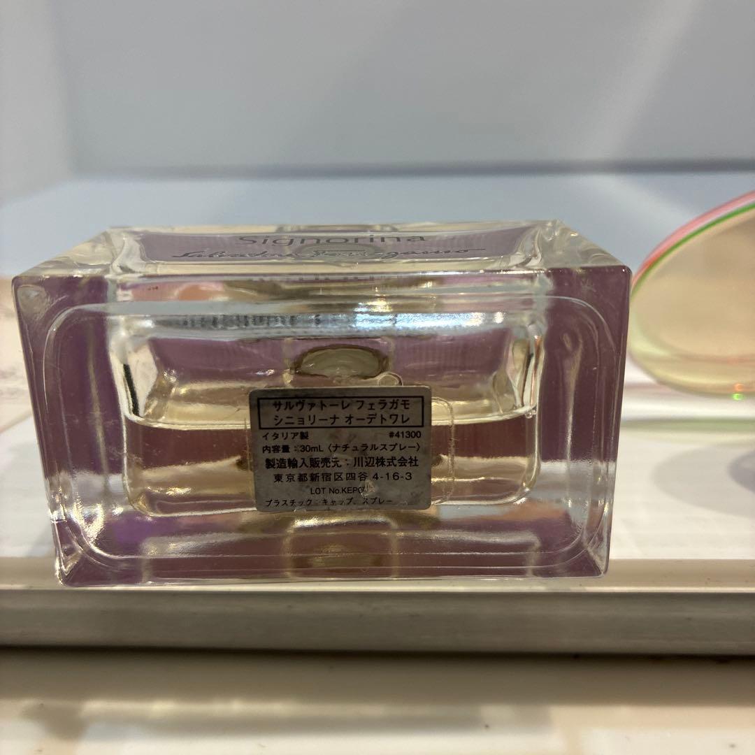 香水　25個まとめ売り　アナスイ　フェラガモなど