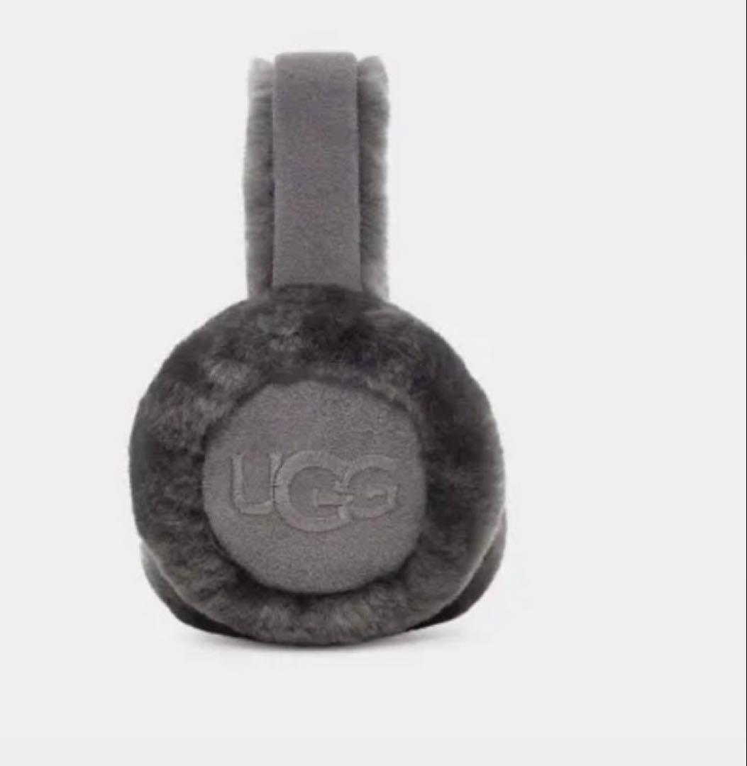 UGG イヤーマフラー　グレー