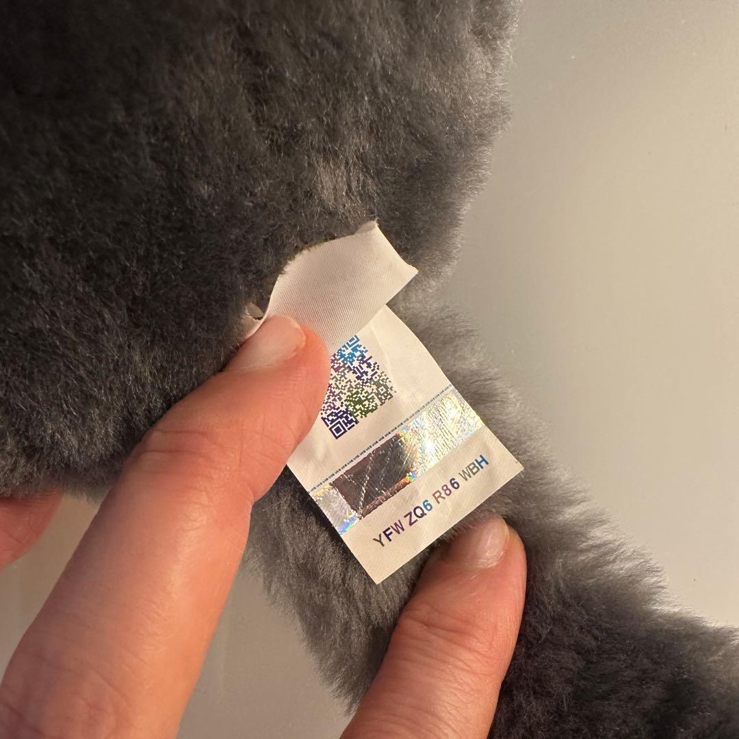 UGG イヤーマフラー　グレー