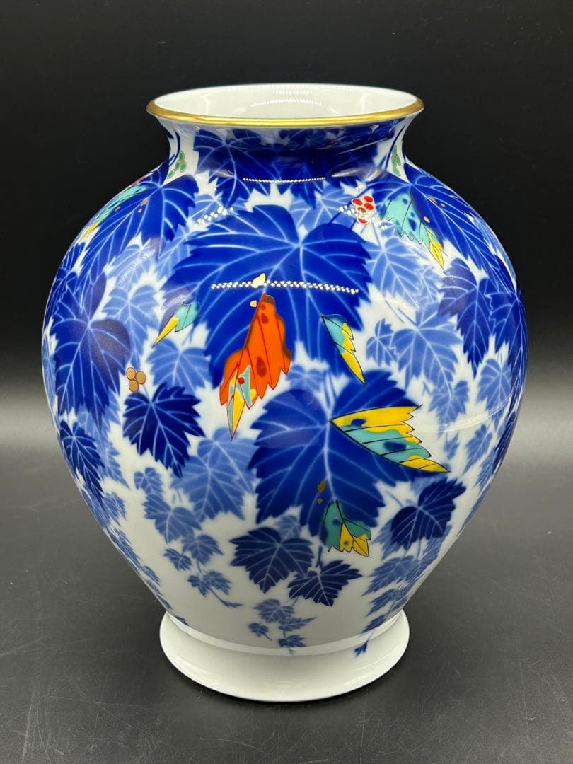 陶器　有田焼　香蘭社　花器　花瓶　「蔦」 金彩