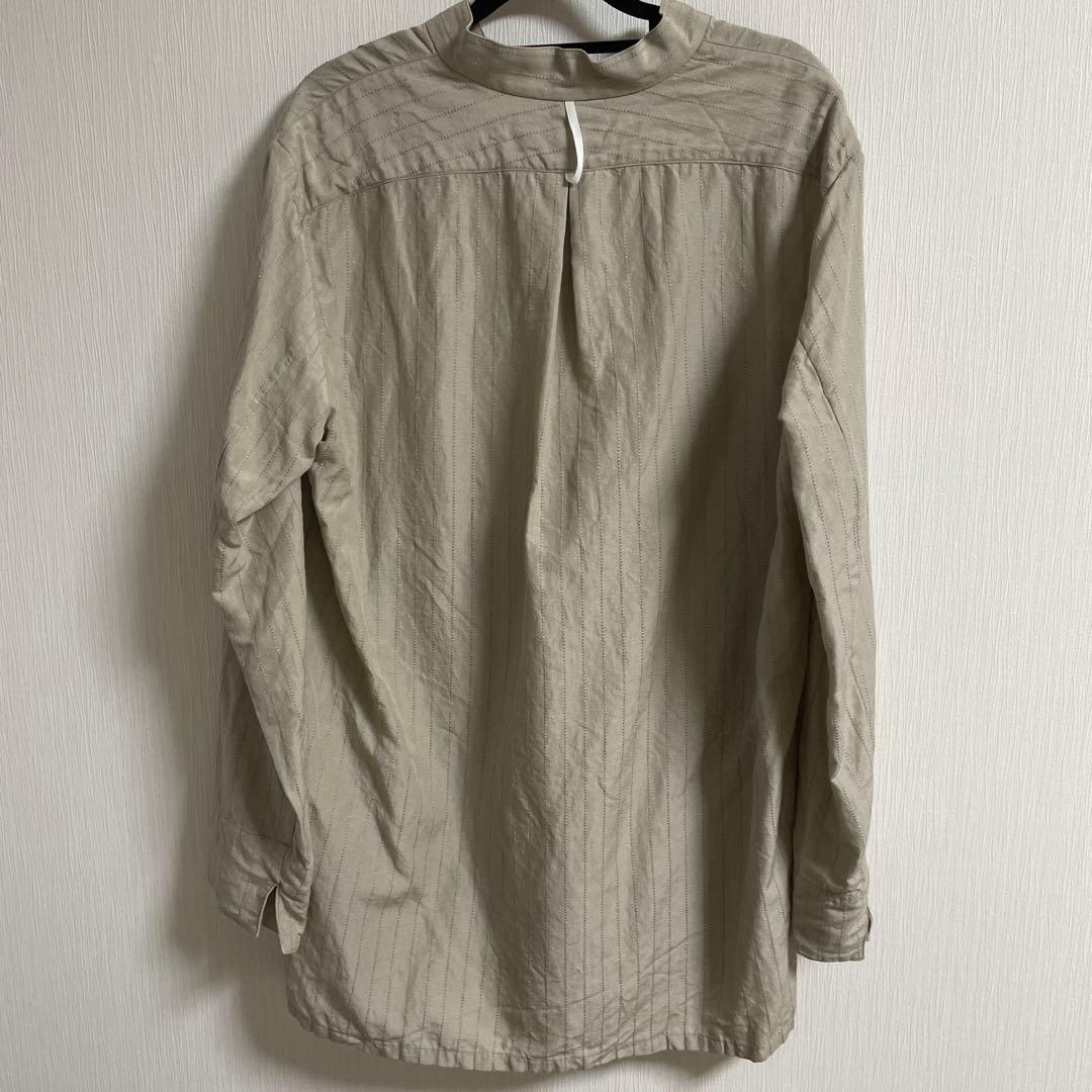 sus-sous ベージュ長袖シャツ スキッパー