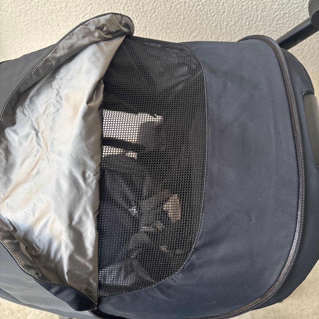 ★cubex ブラック 折りたたみベビーカー★