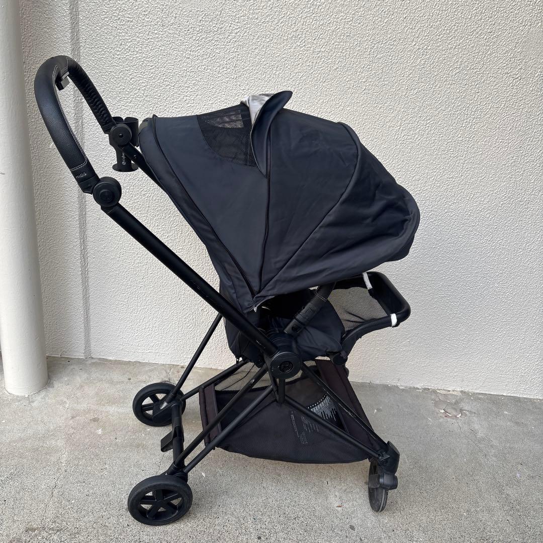 ★cubex ブラック 折りたたみベビーカー★