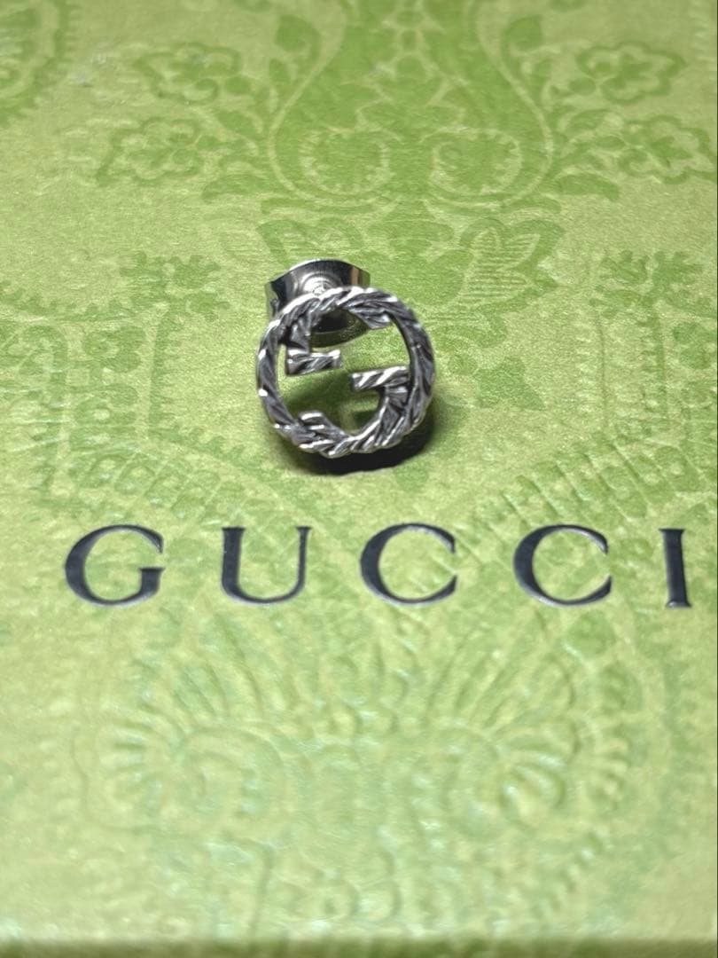 美品✨️ GUCCI グッチ アラベスク インターロッキング ピアス 片耳