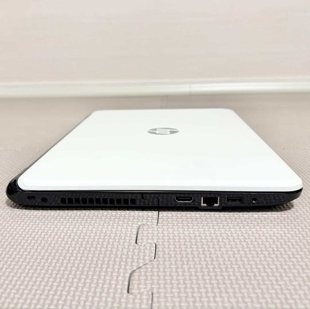【良品】HP ノートパソコン白【8GB/新品SSD/Win11】