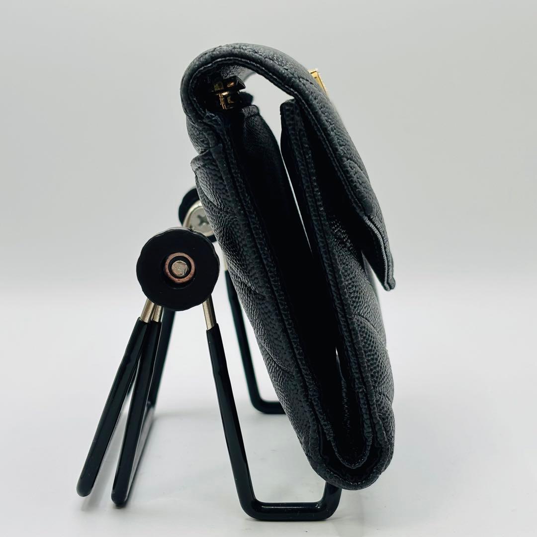 SAINT LAURENT 三つ折り キャビアスキン Vステッチ カサンドラ