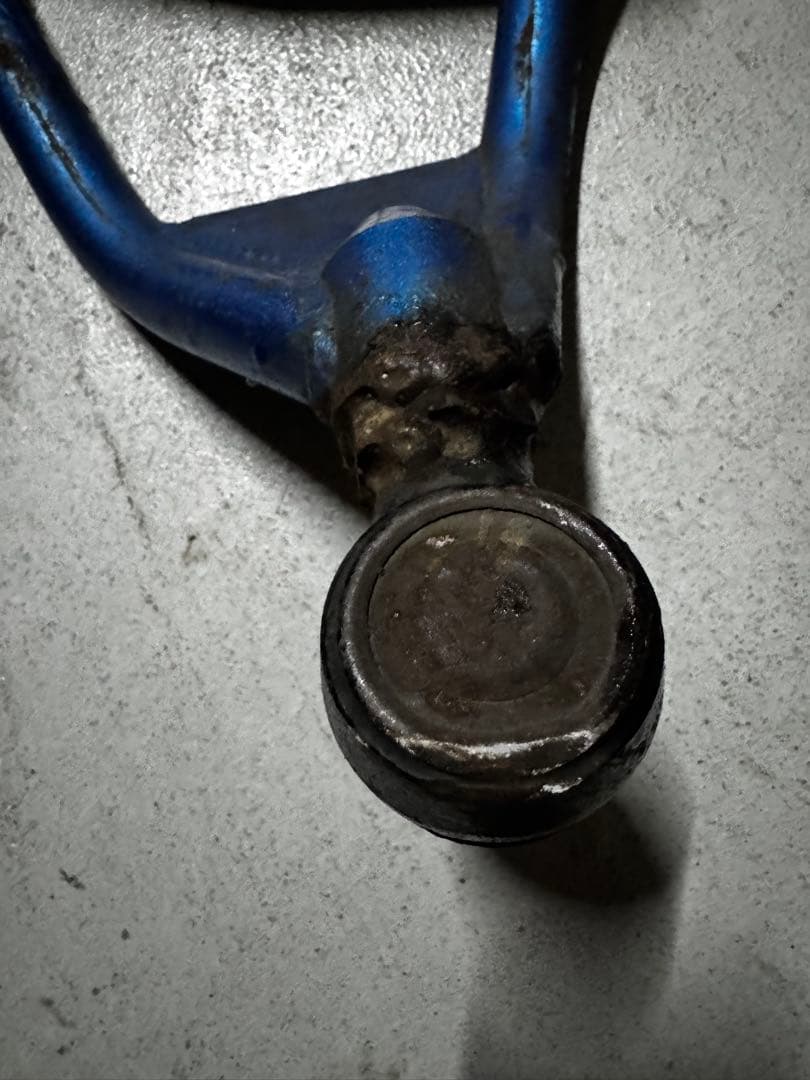 86アッパーアーム ジャンク