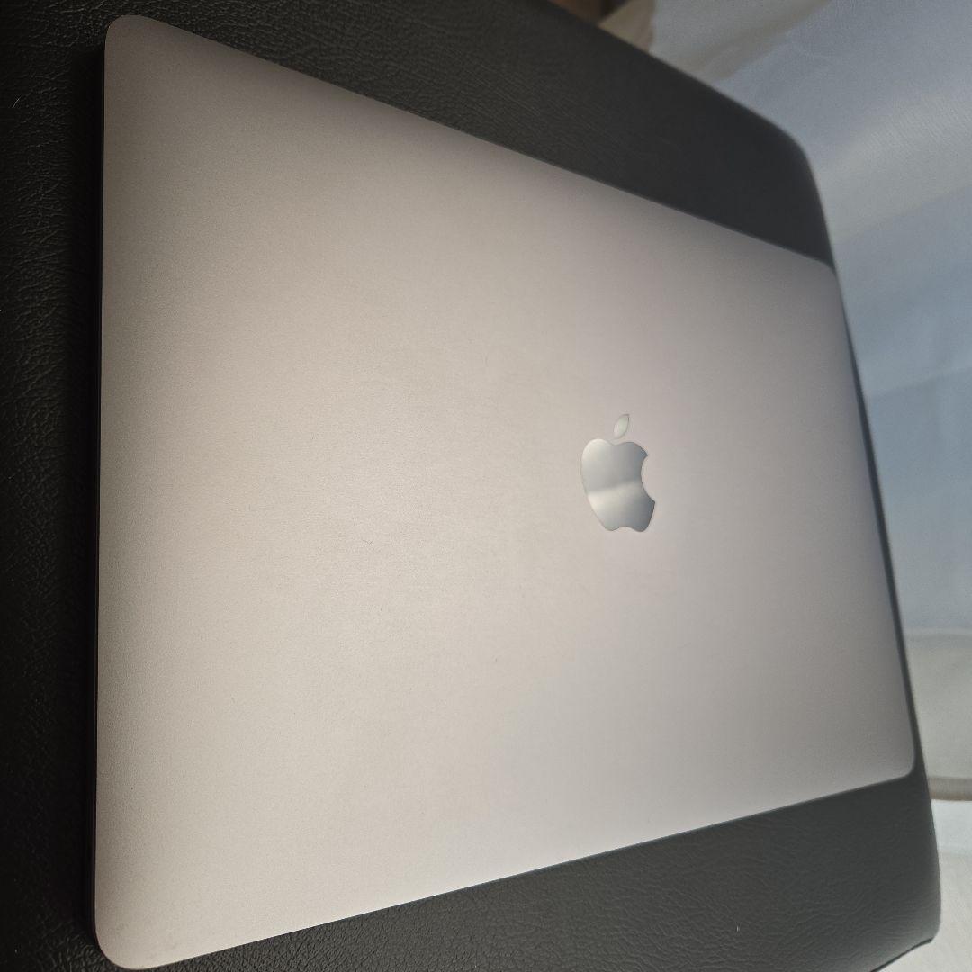 Apple MacBook Pro 13インチ 256GB