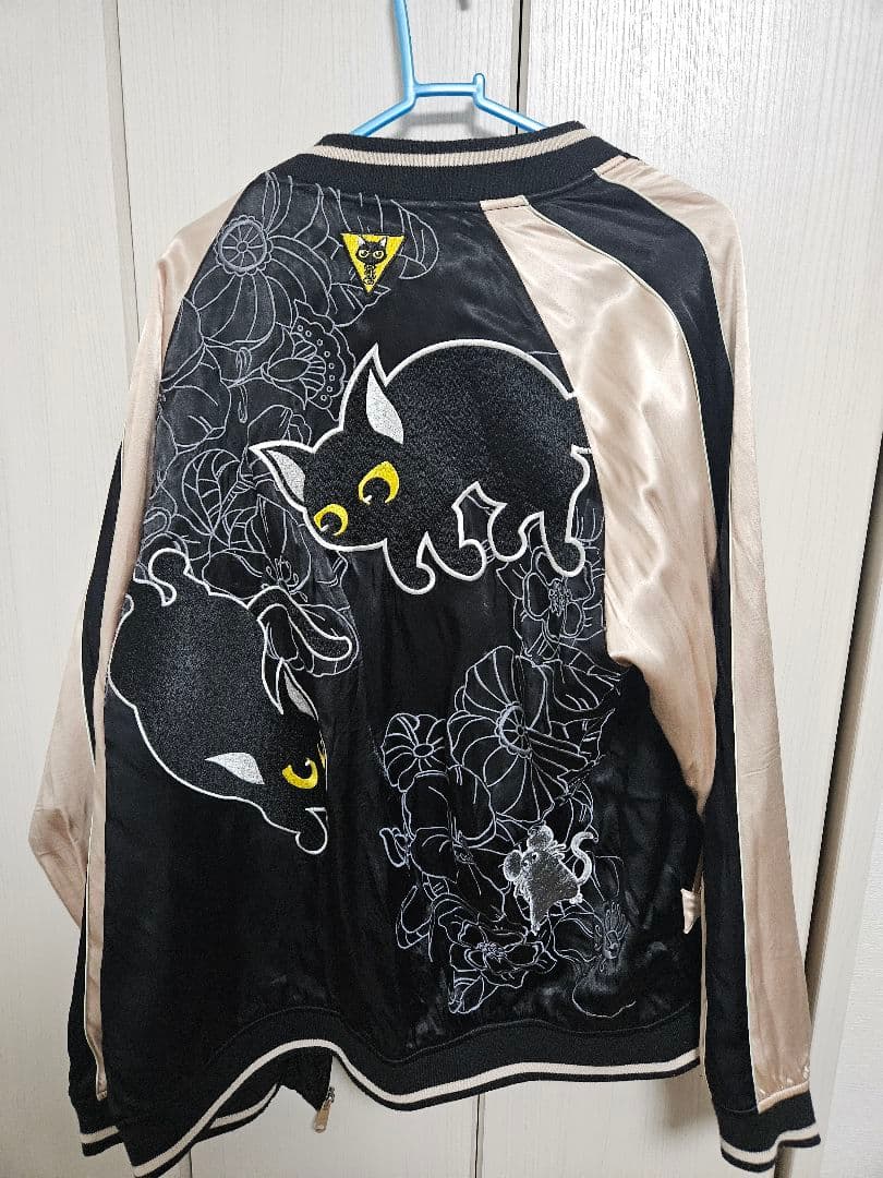 猫戯れスカジャン LIN AL-75602 ラミ&アール スーベニアジャケット