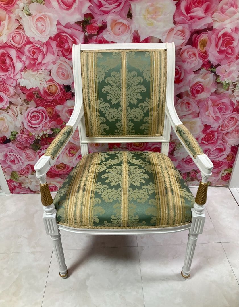 IDC大塚家具 デカペ仕上げ Bianco椅子 緑 アームチェア 一人用