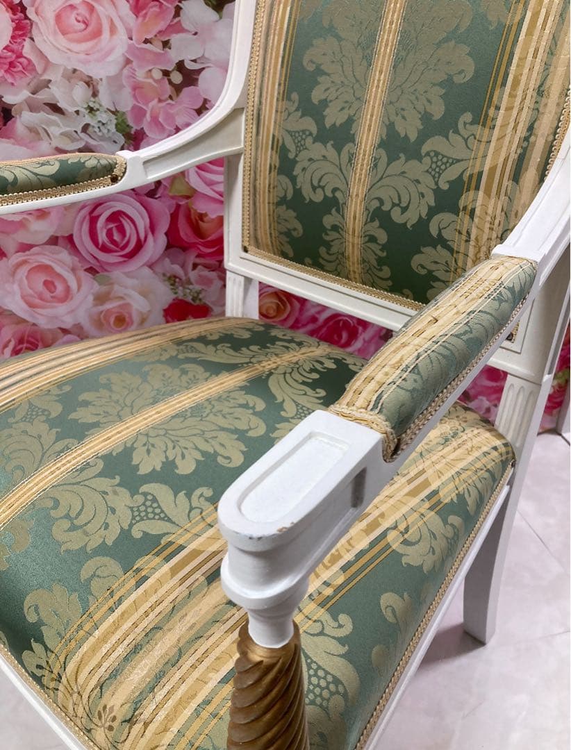 IDC大塚家具 デカペ仕上げ Bianco椅子 緑 アームチェア 一人用