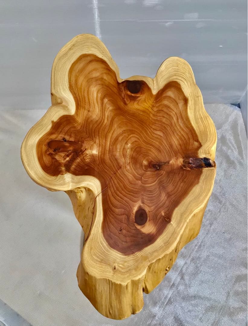 天然木　カイズカイブキ　花台　サイドテーブル　手造り　一点物