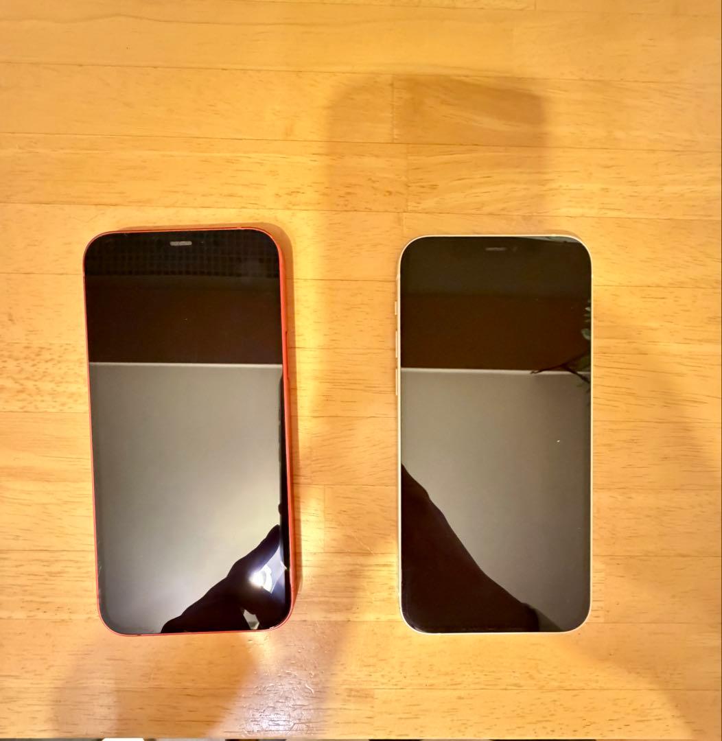 iPhone 12赤と白 セット