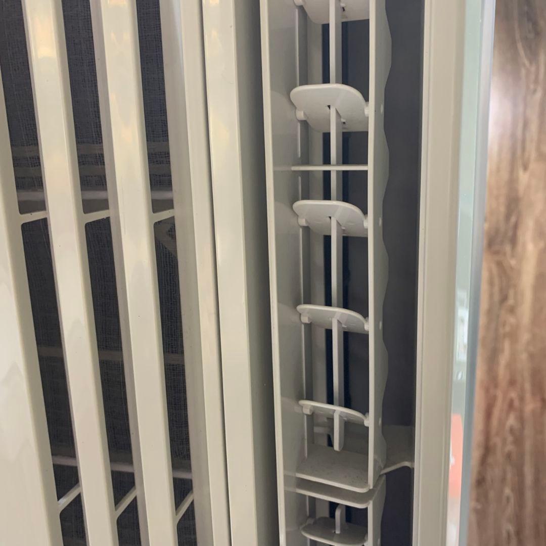 J702 CORONA 窓枠エアコン 2021年製 CW-1621