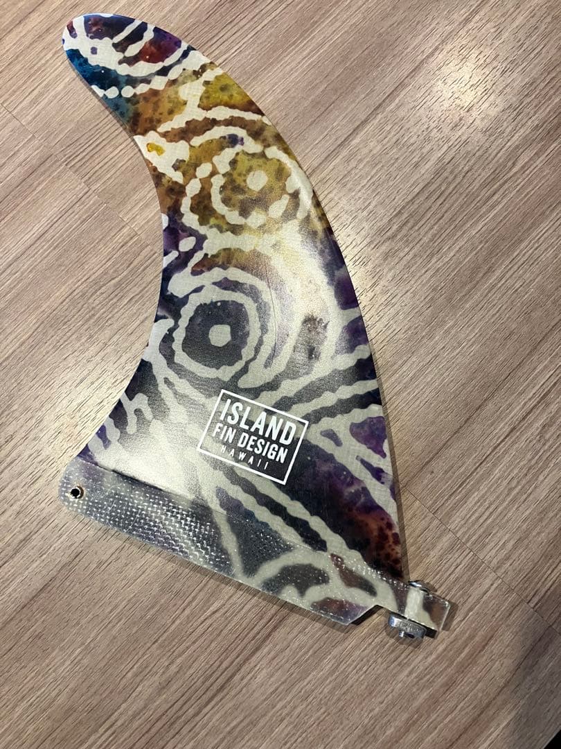 アイランドフィン　センター