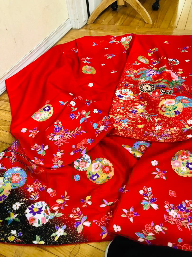 七五三七歳‼人気赤地に黒地金箔煌びやか際立つ❤️完全フルセット安心