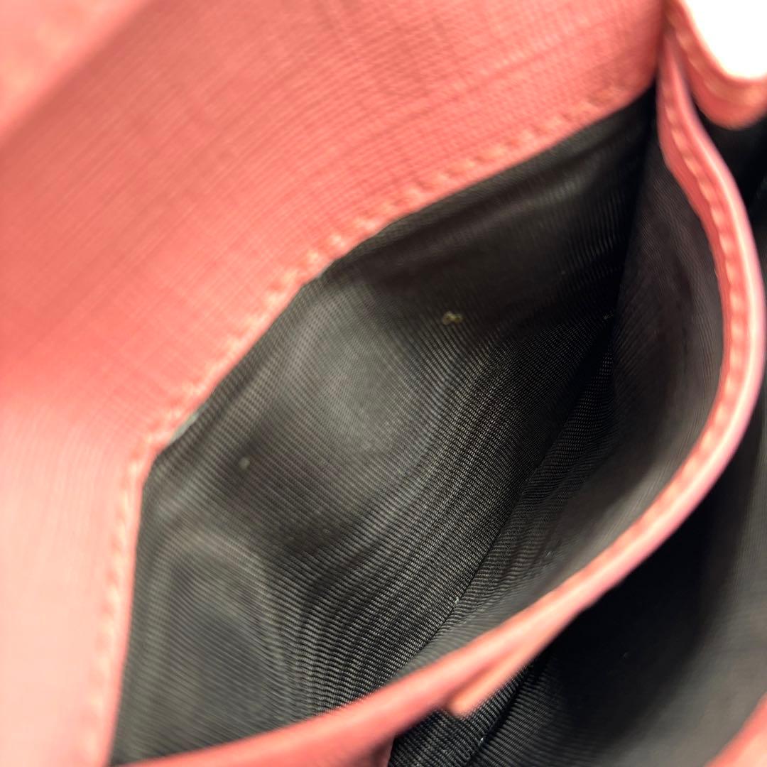 美品 グッチ 二つ折り財布 GGスプリーム 目 唇 バイカラー レディース