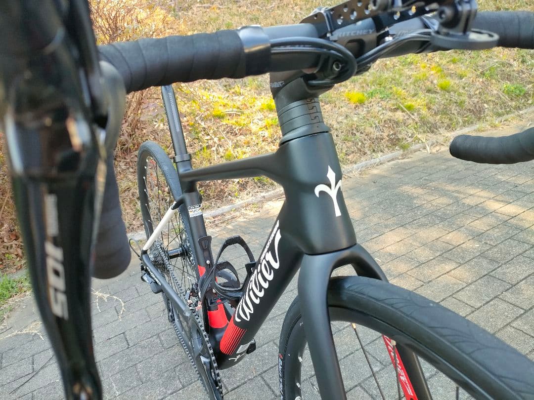 ウィリエール　ガルダdisc　完成車　ロードバイク　カーボンロード