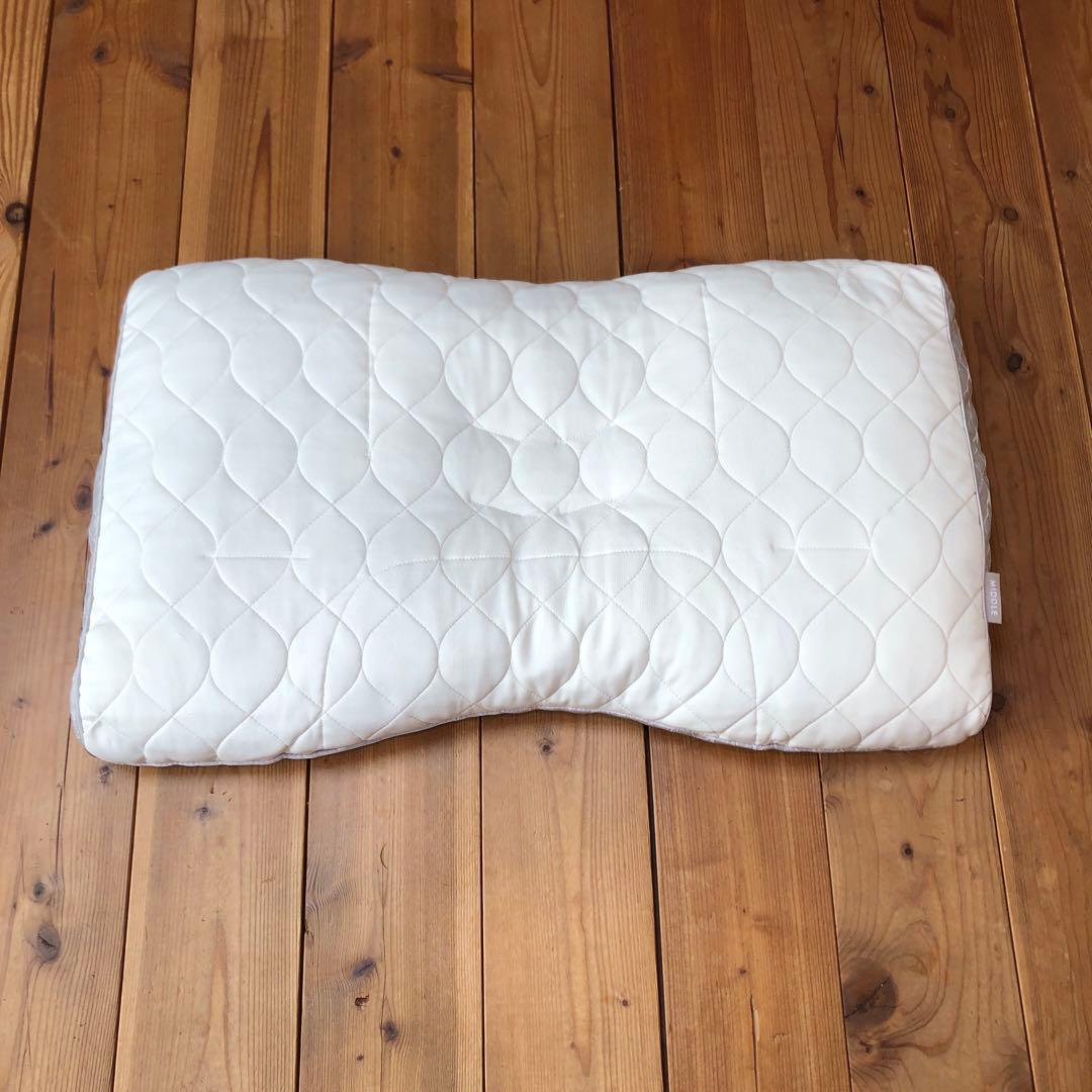 西川　ファインスムーズ　エラストマーパイプ枕　　　　 高さふつう