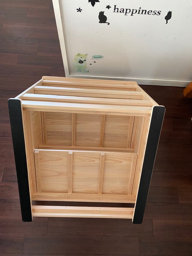 woodstock 39様限定の木製の3段の踏み台です。