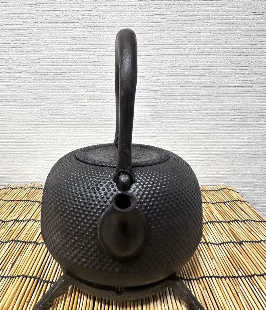 ＵＳＥＤ品 南部成龍堂鋳造所　伝統工芸士 及川 光正(齋峰)１８型　南部鉄瓶