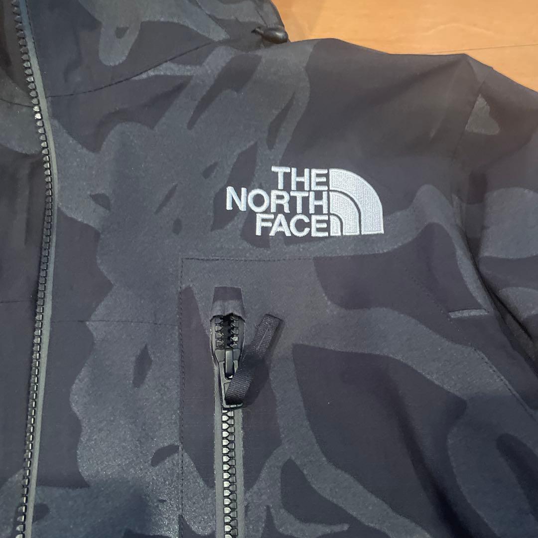 ジャケット・アウター The North Face KAWS Freeride Jacket XS