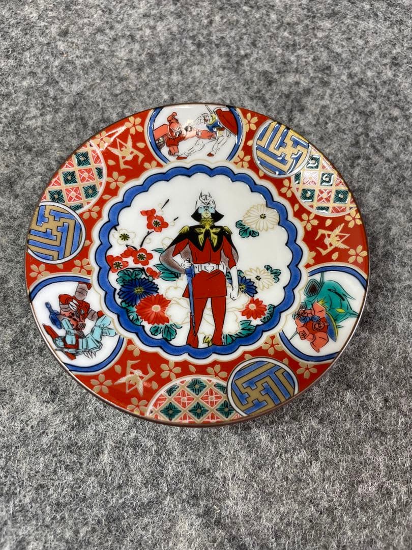 ガンダム九谷焼の豆皿7枚セット