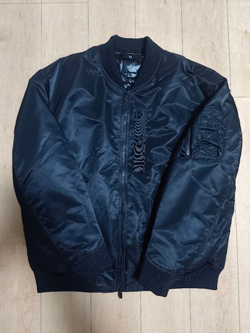 ユニクロ 2026年モデルハイブリッドダウンオーバーサイズMA－1 XXL