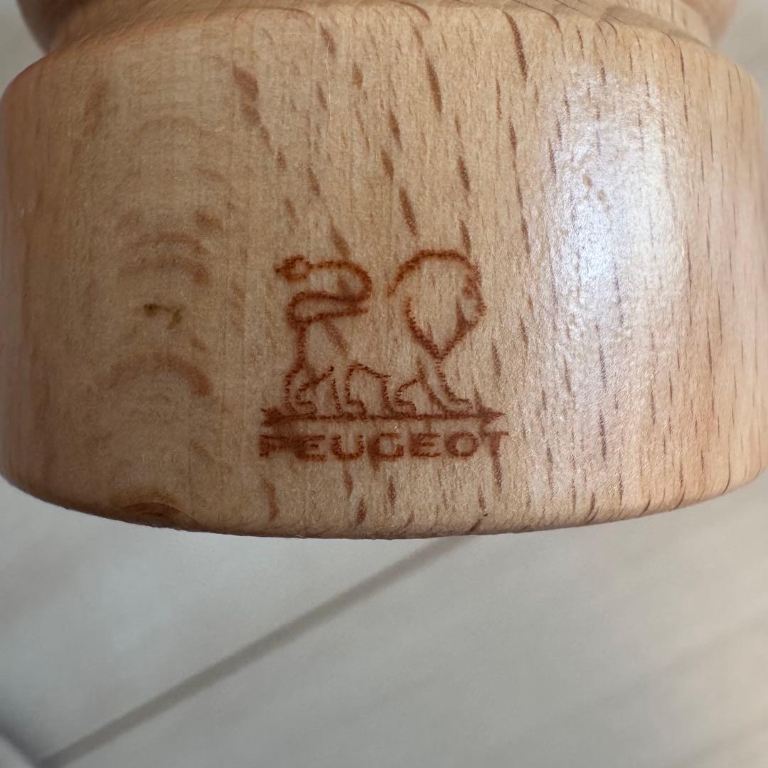 PEUGEOT ペッパーミル・ソルトミル 2個セット（ケース付）