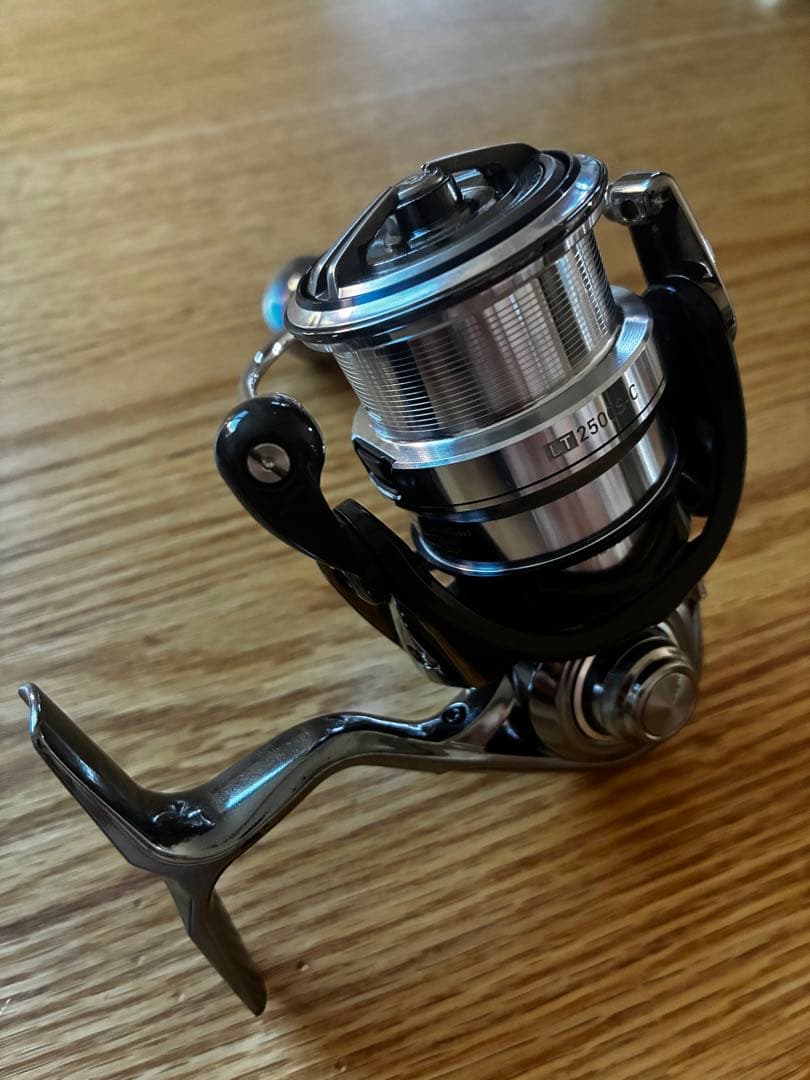 18イグジスト　FCLT2500S-C ダイワ