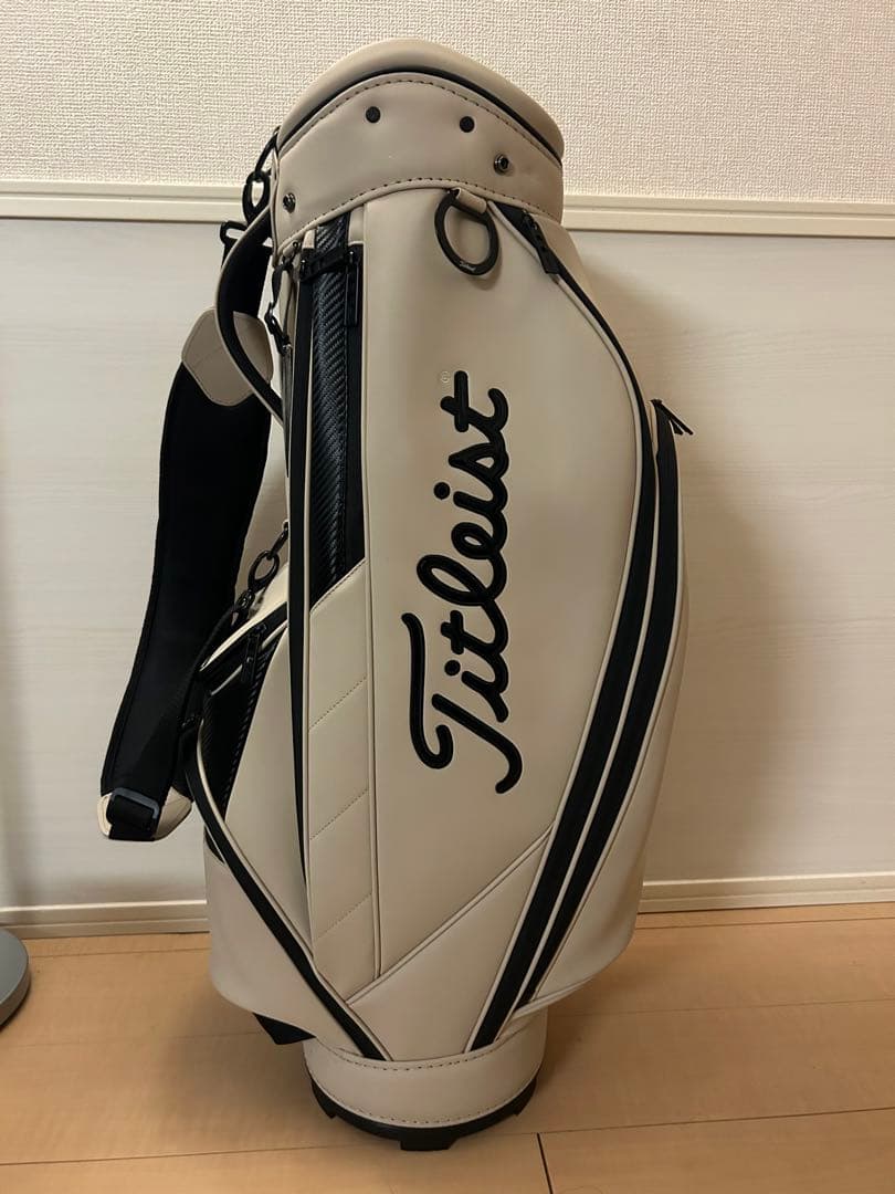 最終値下げ　Titleist タイトリスト コアエッセンシャル キャディバッグ