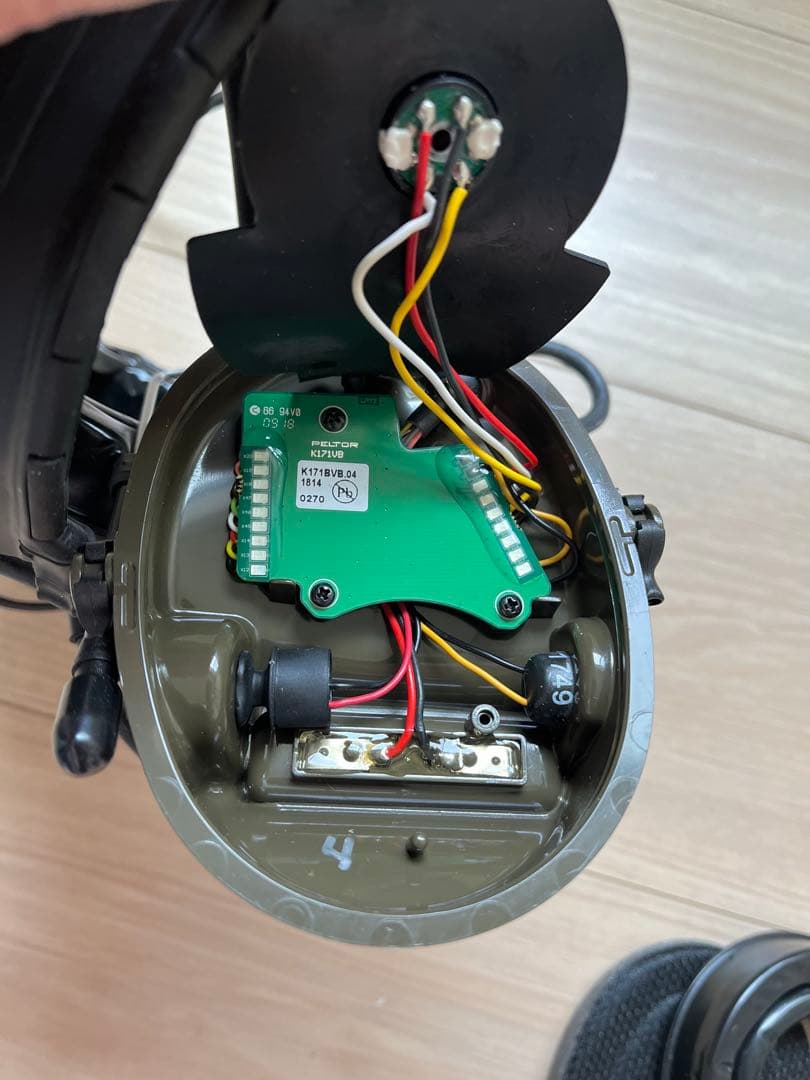 実物 3M Peltor Comtac 3 オリーブドラブ