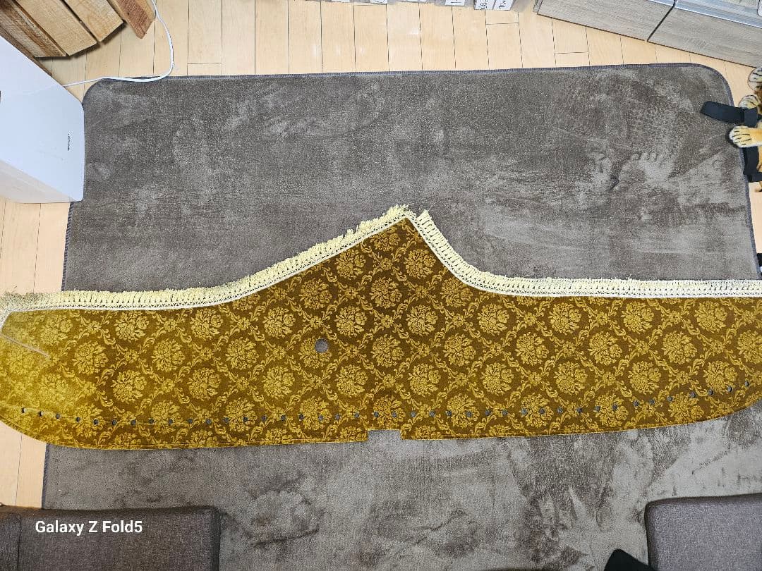 ローレル ゴールド