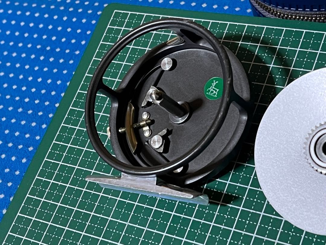 ◾️HOUSE OF HARDY ／ FEATHERWEIGHT