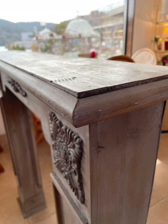 マントルピース　サイドボード　台座　オブジェ