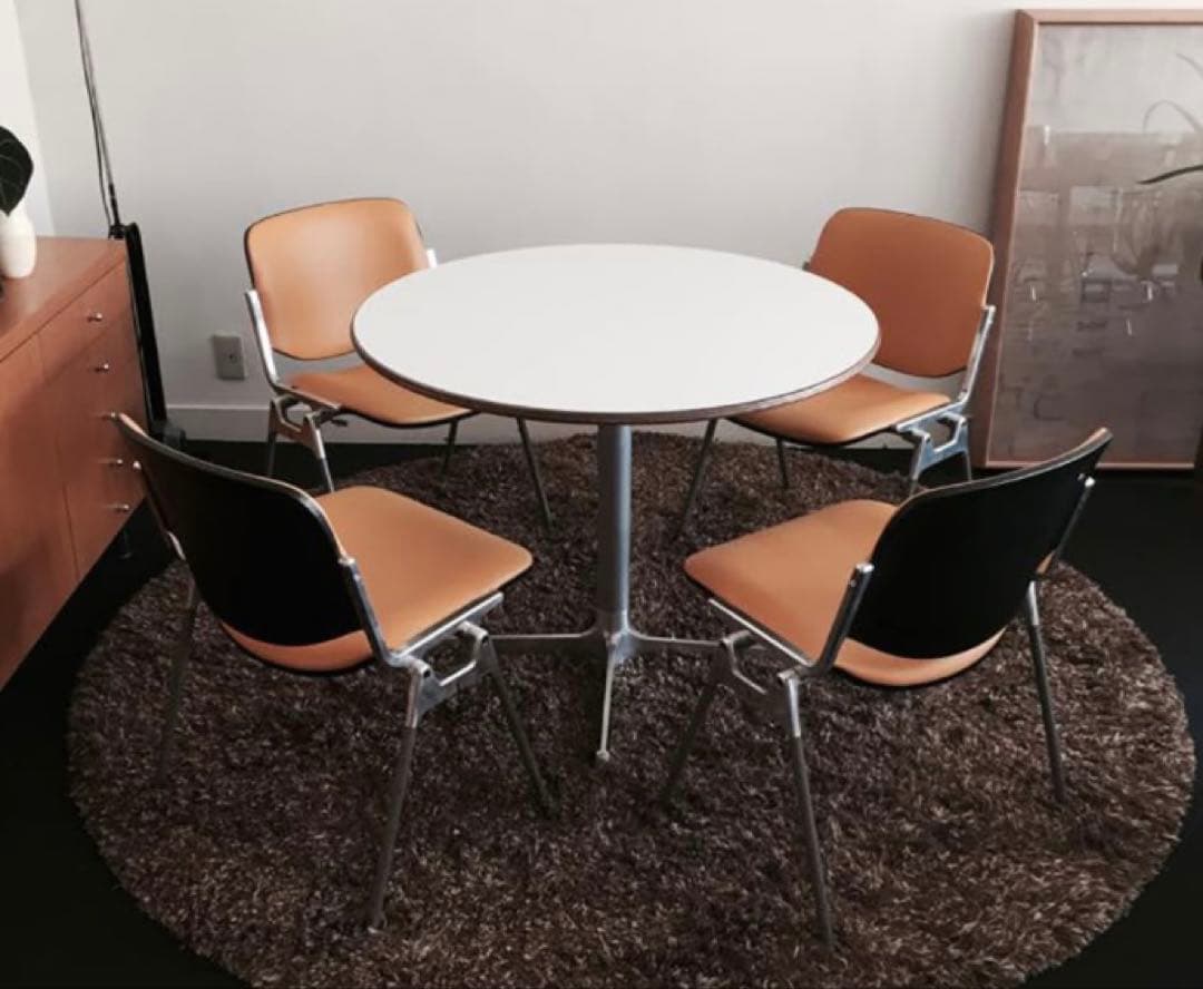 格安出品　d&department ラワン　ラウンド　テーブル　白