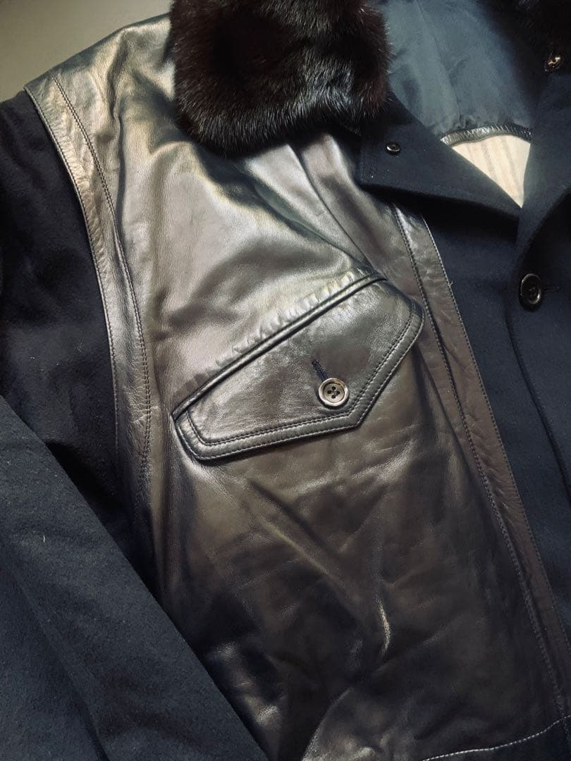 アバンギャルドでラグジュアリーなフレンチヴィンテージコート　極上の仕立て