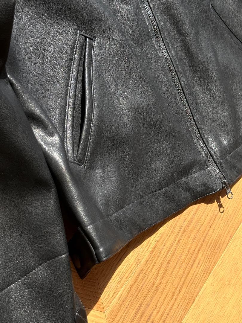 Carhartt WIP ブラックレザー ジップアップジャケット