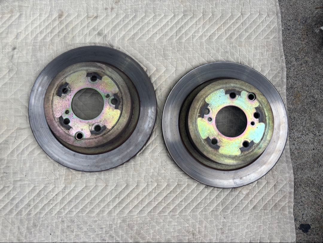 極上走行4.8万KMよりBNR32スカイラインGT-Rリアローター