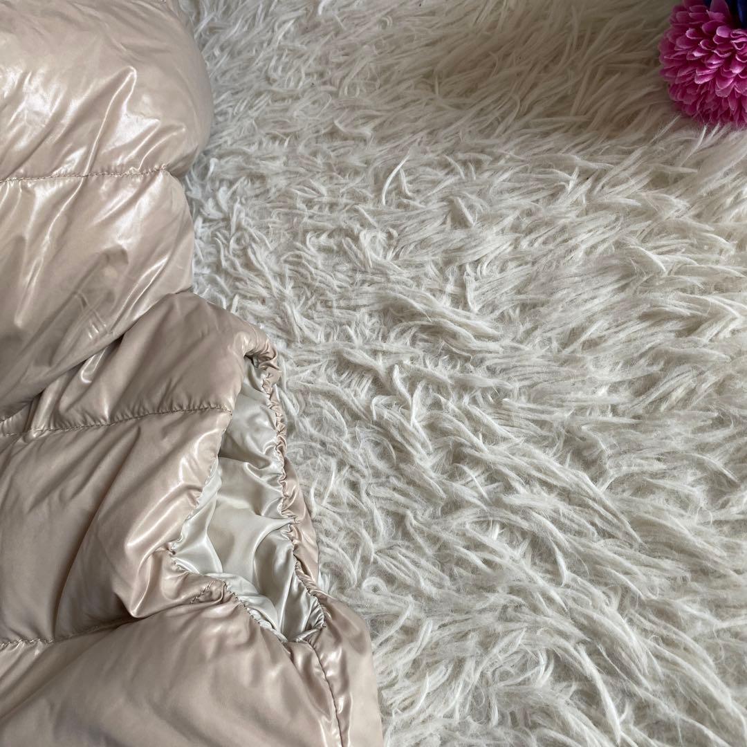 森本珠恵DUVETICA デュベティカ フェべ ダウンベスト