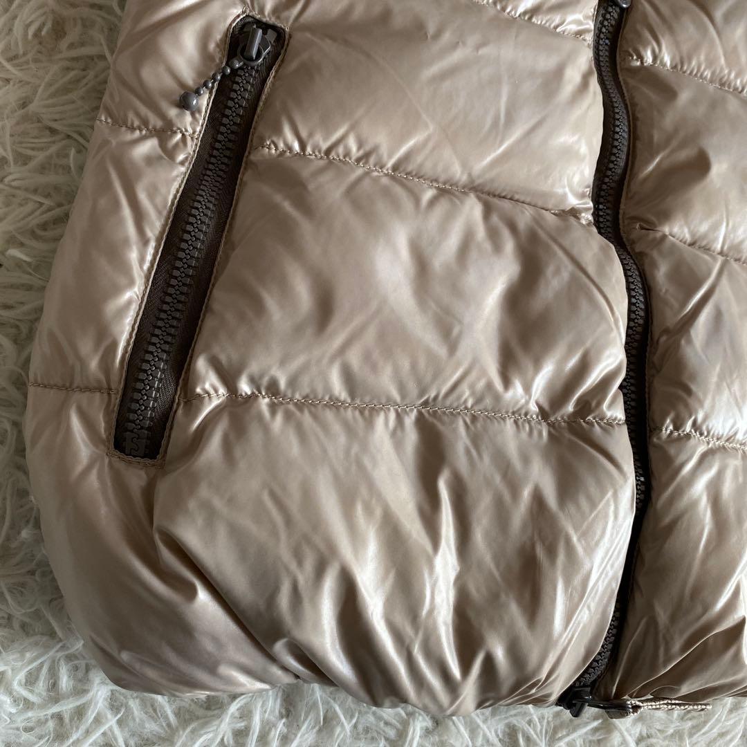 森本珠恵DUVETICA デュベティカ フェべ ダウンベスト