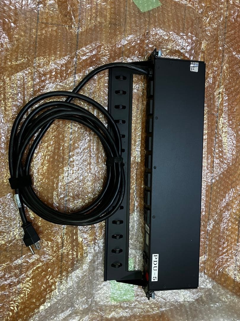 ろ*ぶ様 APC Metered Rack PDU 8ポート