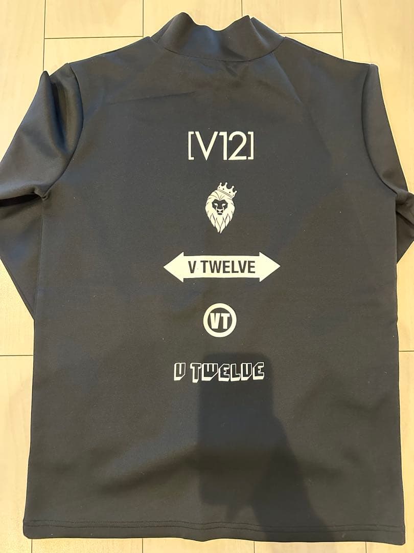 syama様　未使用V TWELVE ブラック ハイネックシャツ Mサイズ