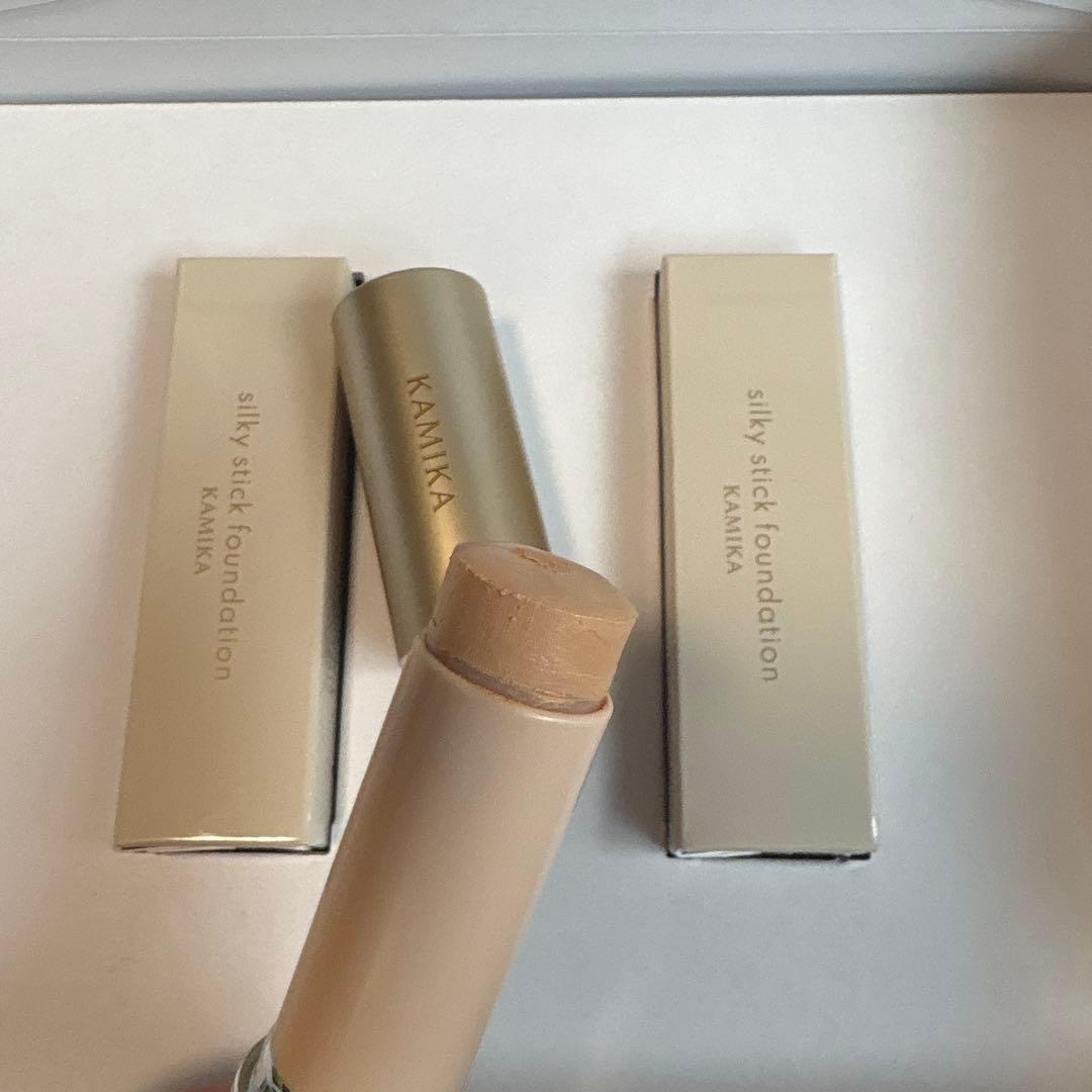 KAMIKA スティックファンデーション ベージュ 新品2本＋おまけ