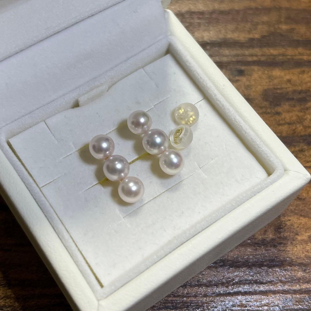未使用 花珠級 あこや真珠ベビーパール 3連 パールピアス K18 3個並び
