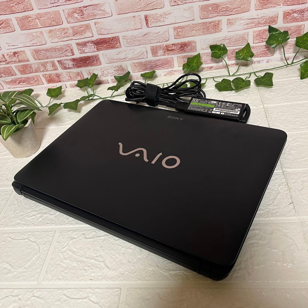 SONY中古SSD128GB メモリ8GB★SVF カメラ ノートパソコン359