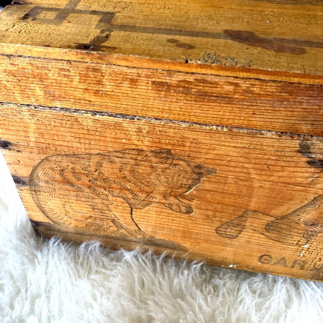 フランスアンティーク猫の木箱　フランスアンティーク猫の箱